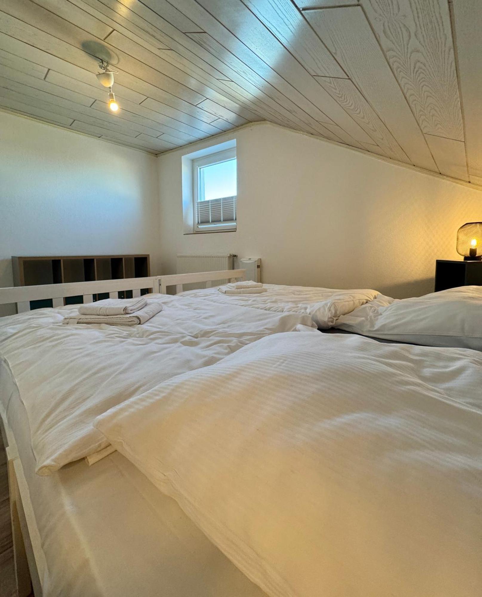 Der Schwan 7 - 3 Schlafzimmer - 2 Balkone - Zentral - 100 Qm Düren - Eifel Extérieur photo